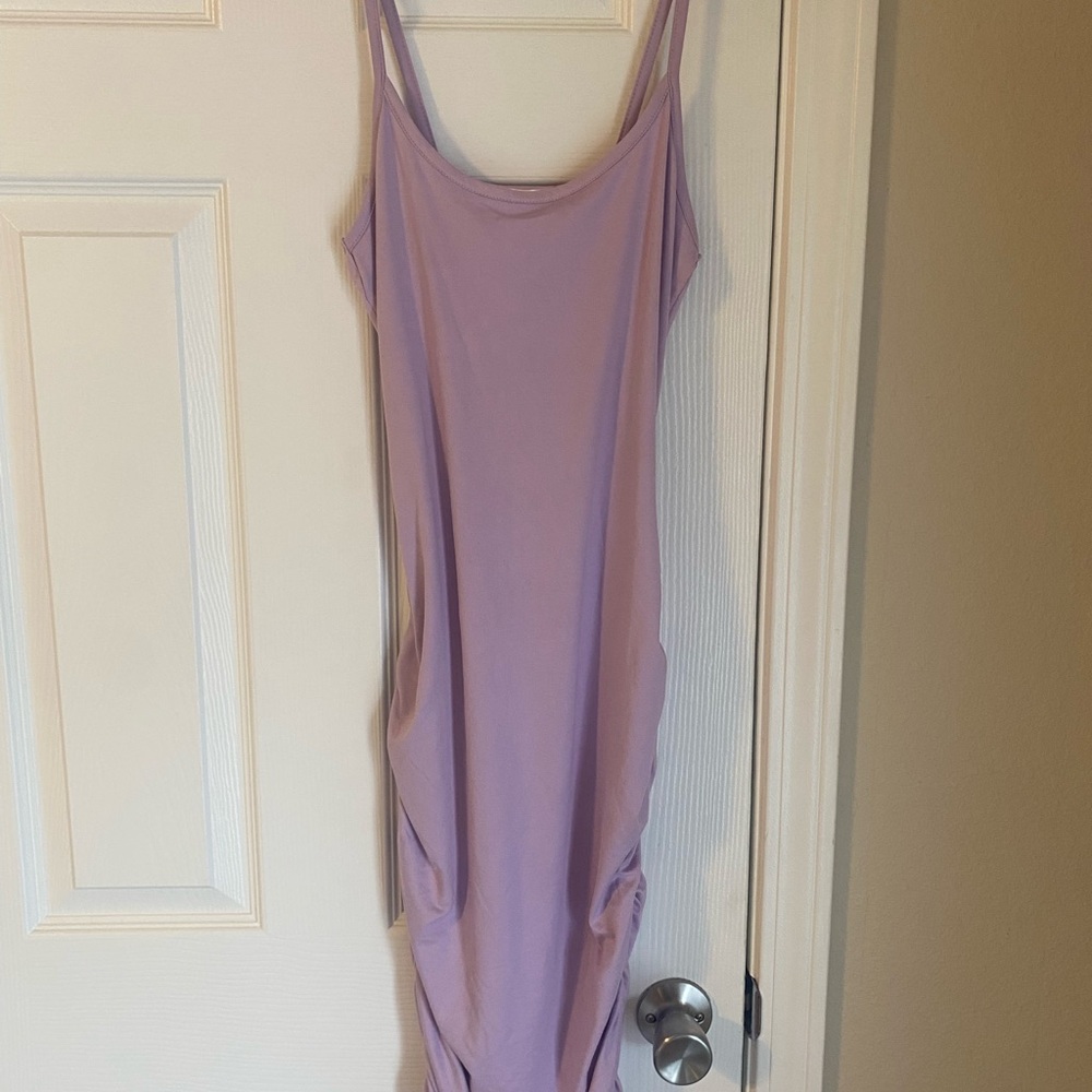 NWT Medium Light Purple Stretchy Bodycon Form Fitting Dress with ruched Sides